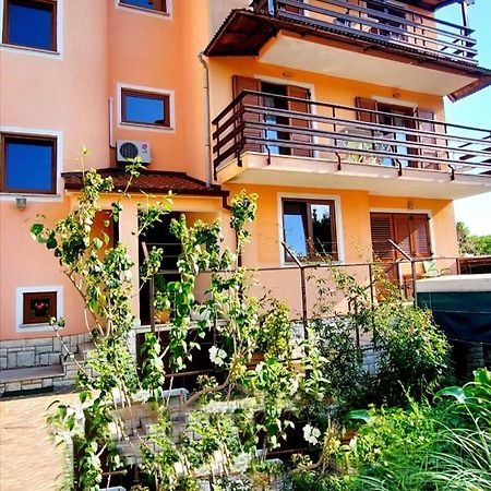 Apt Mirella Apartment 罗维尼 外观 照片